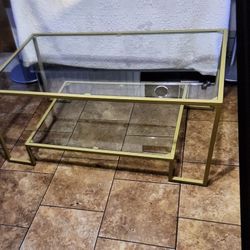 Coffee Table  Metal 39"1/2 X Long 21"3/4 X Wide 17"7/8 X Tall