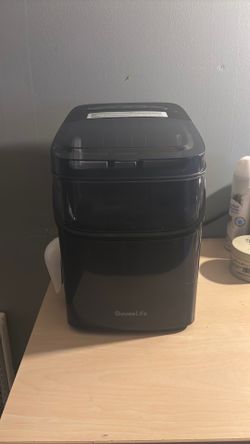 Icemaker