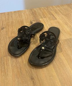Tory Burch Patent Leather Sandals Size 7