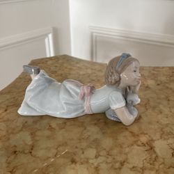 Lladro “How Sweet “