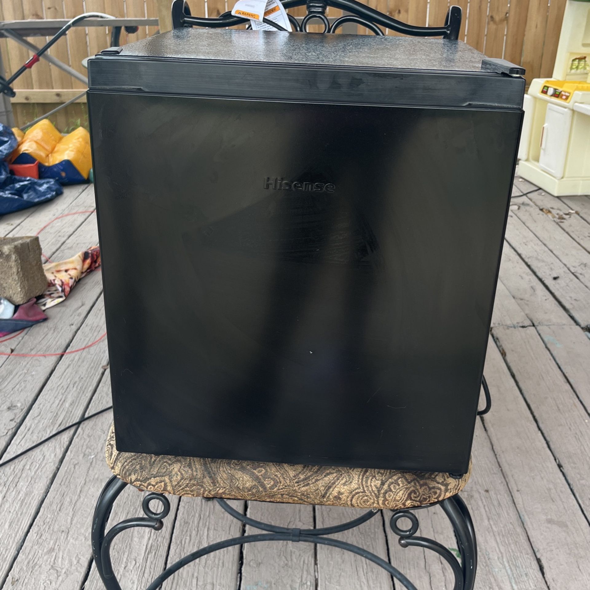 Hisense Mini Fridge 