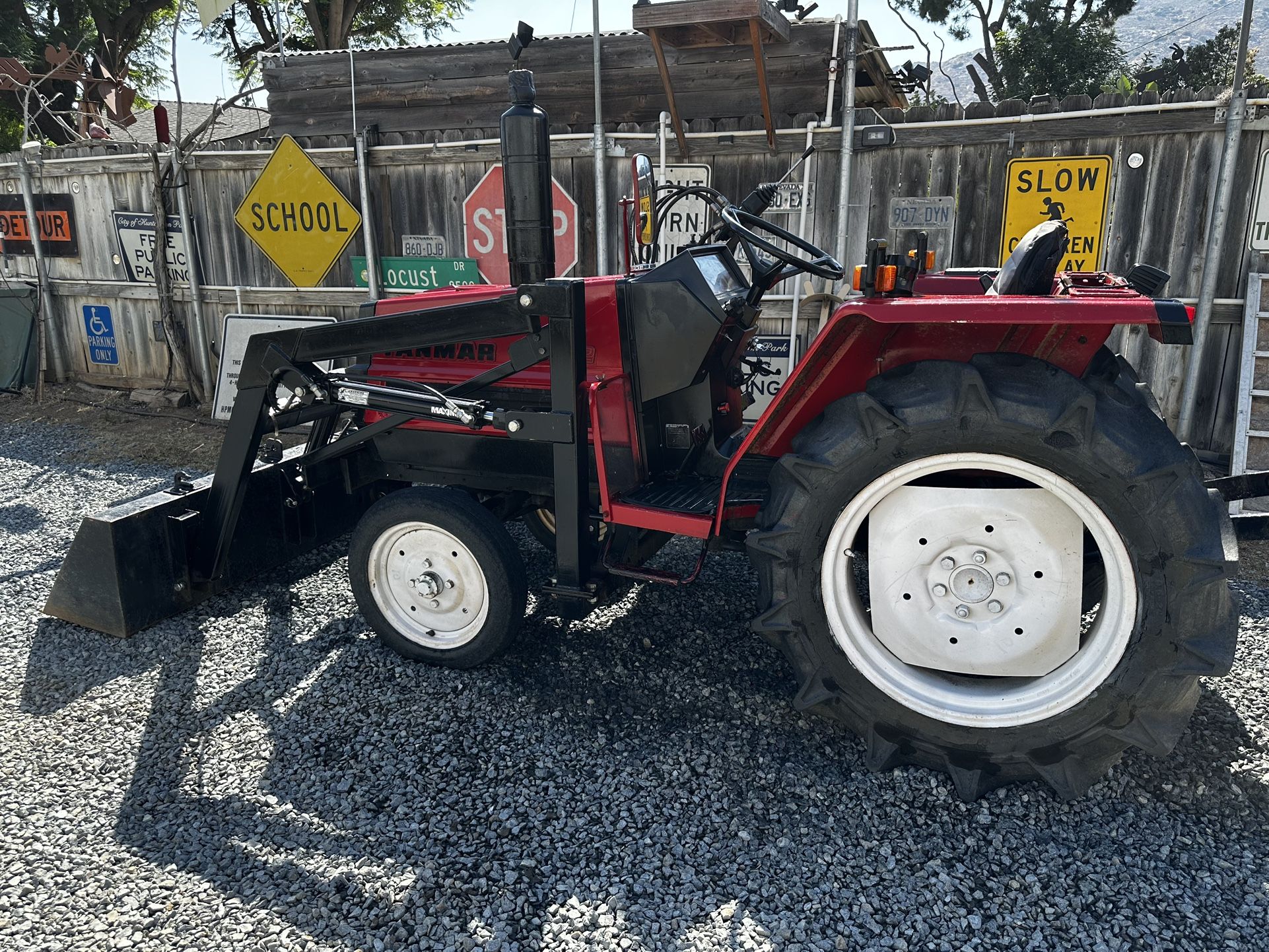 Priced To Sell! Yanmar fX22 Tractor