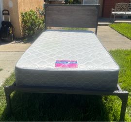 Beautiful twin bed with good mattress