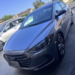 2017 Hyundai Elantra 