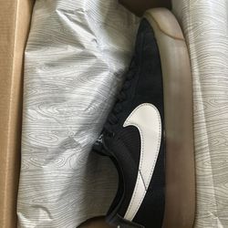 Nike SB Zoom Blazer Low GT Black White Gum 10M