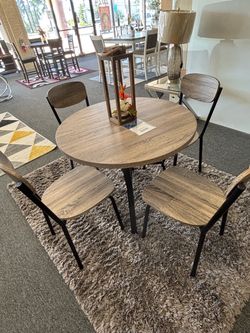 Dining set