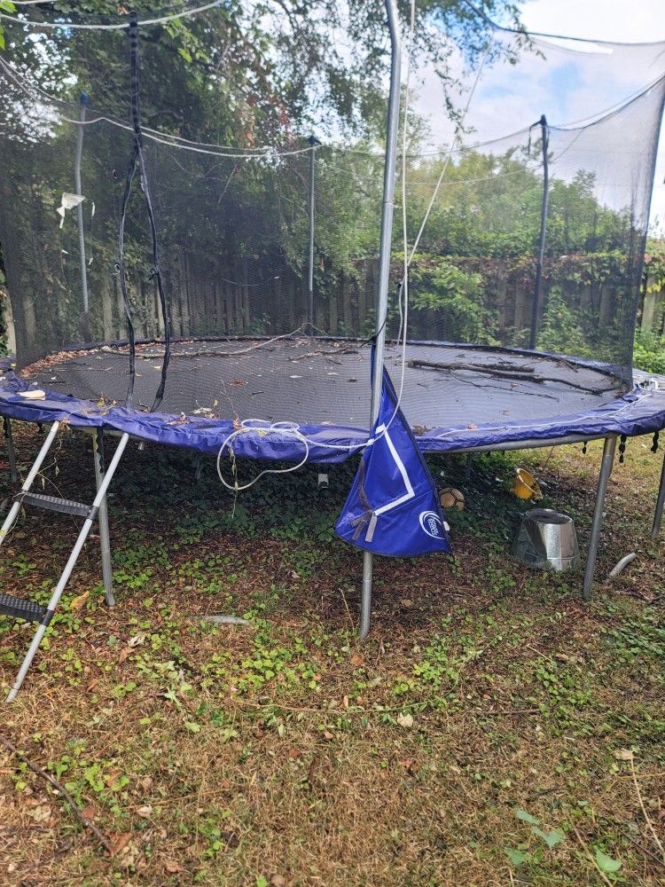 Trampoline Good Condition