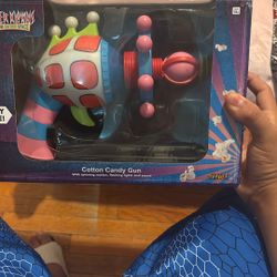 Cotton Candy Gun prop 