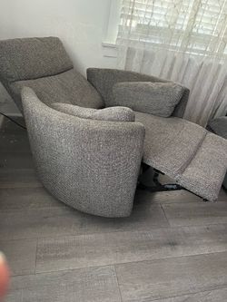 Power recliner with USB charger