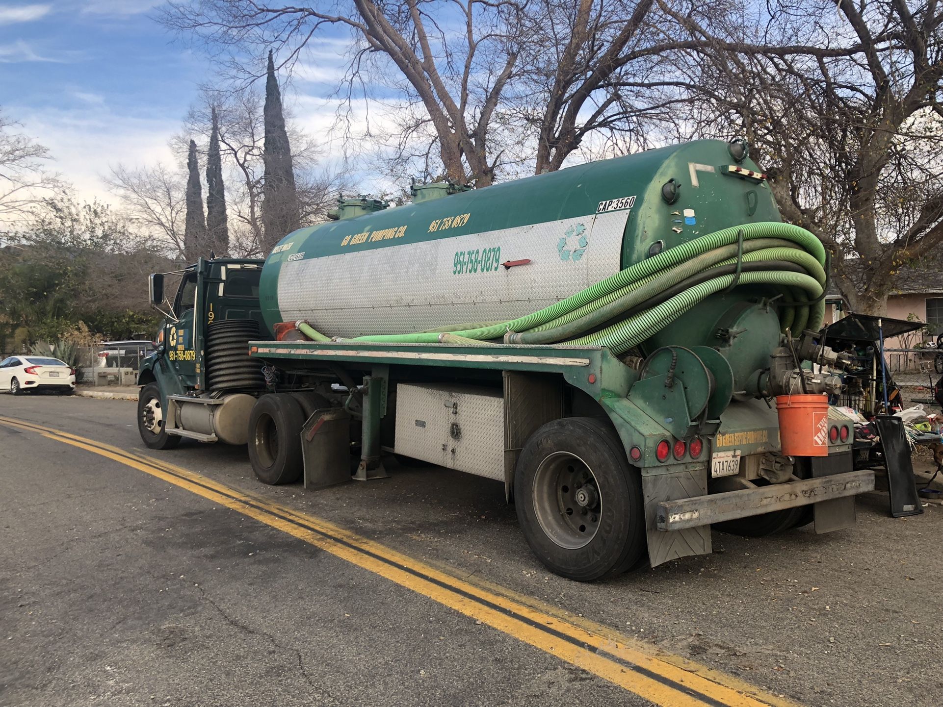 Septic Tank Pumping - Se Limpian Fosas Septicas