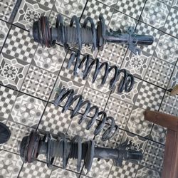 Struts & Coils 2020 JEEP Cherokee 