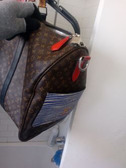 AUTHENTIC LOUIS VUITTON DUFFLE