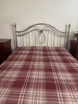 Metal full size headboard with metal bed frame