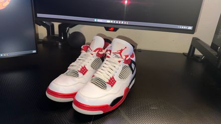 Air Jordan 4 Retro Fire Red Sneaker - Discounted Price - NEED GONE ASAP