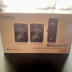 COMICA BOOMX-D MI2 2.4G DIGITAL WIRELESS MICROPHONE SYSTEM FOR IOS SMARTPHONES WITH LIGHTNING PORT (IPHONE SE/14/13/12/11/10/9/8/7/6/5)