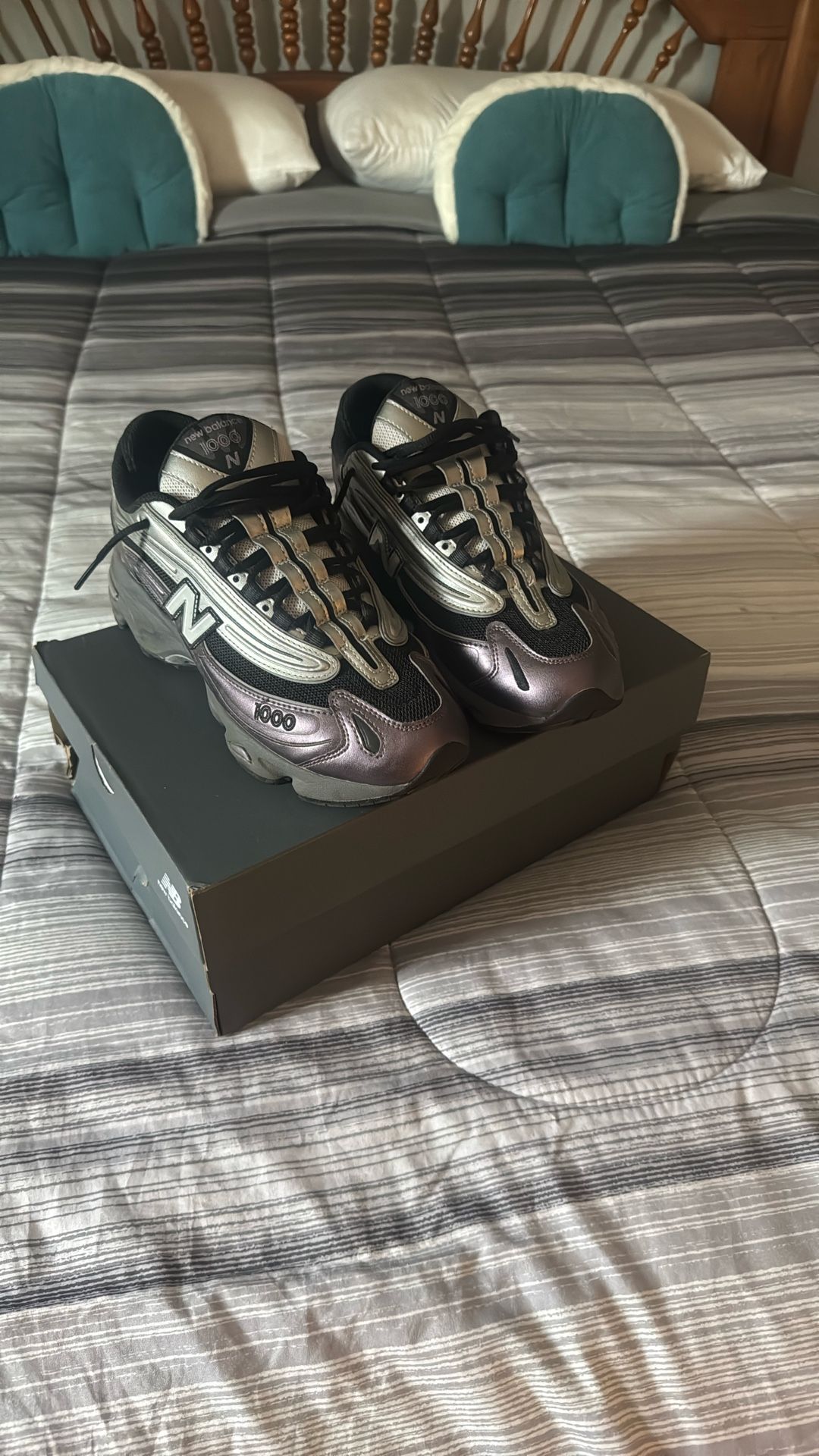 New Balance 1000