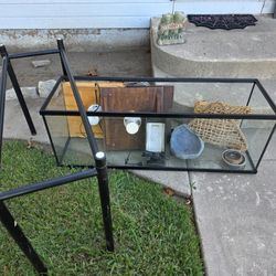 75 Gallon Glass Fish Tank. With Set Up For Bearded Dragon