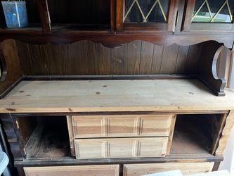 Wood cabinet