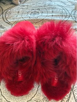 Red Uggs slippers female