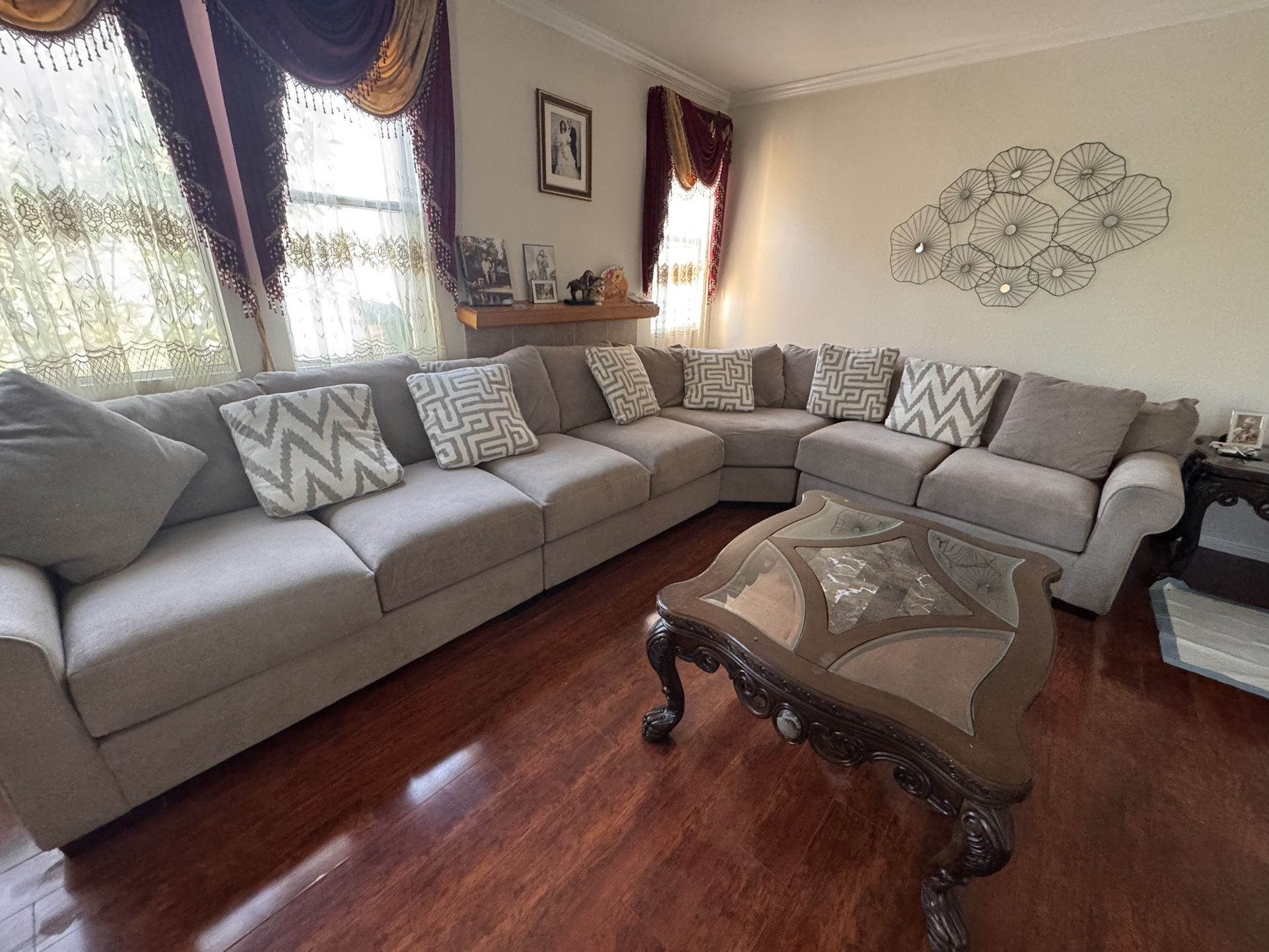 Living Room Couch And Table Set