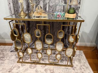 Beautiful mirrored gold side table