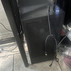 Pc DOES NOT WORK only For Parts