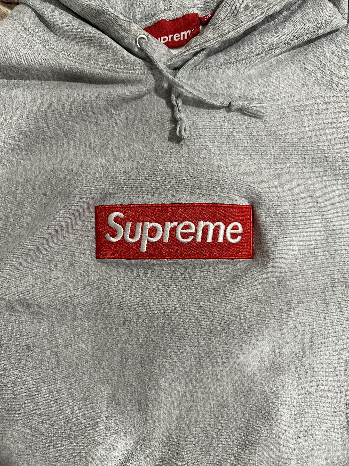 Supreme Box logo Hoodie for Sale in Brooklyn, NY - OfferUp