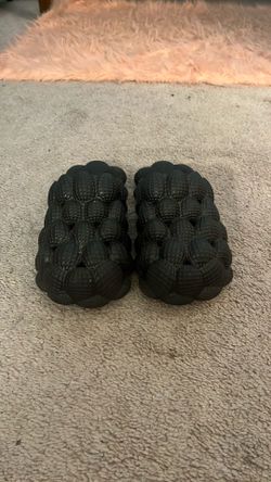 Black Bubble Slides 