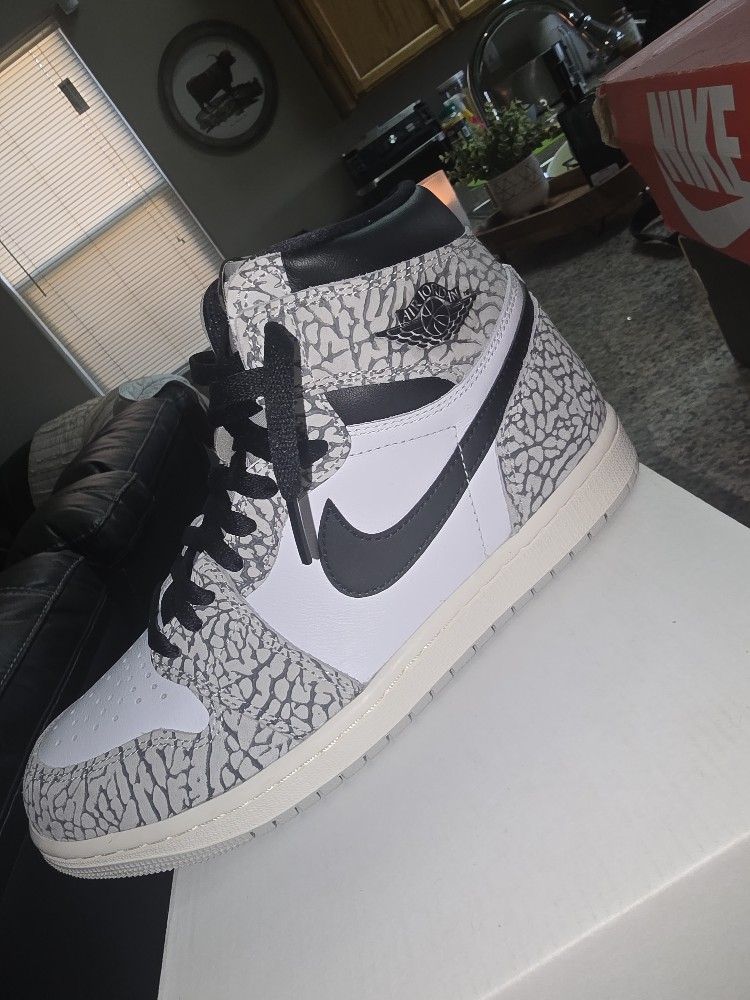 Air Jordan 1 Retro High OG White Cement Elephant Print