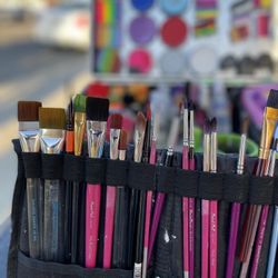 Paint Faces Balloons 