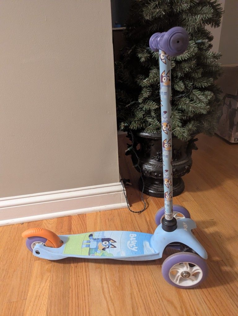 Bluey Kids Scooter