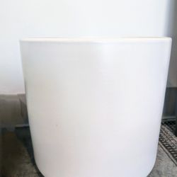 Beautiful Large Planter Pot (Ceramic)