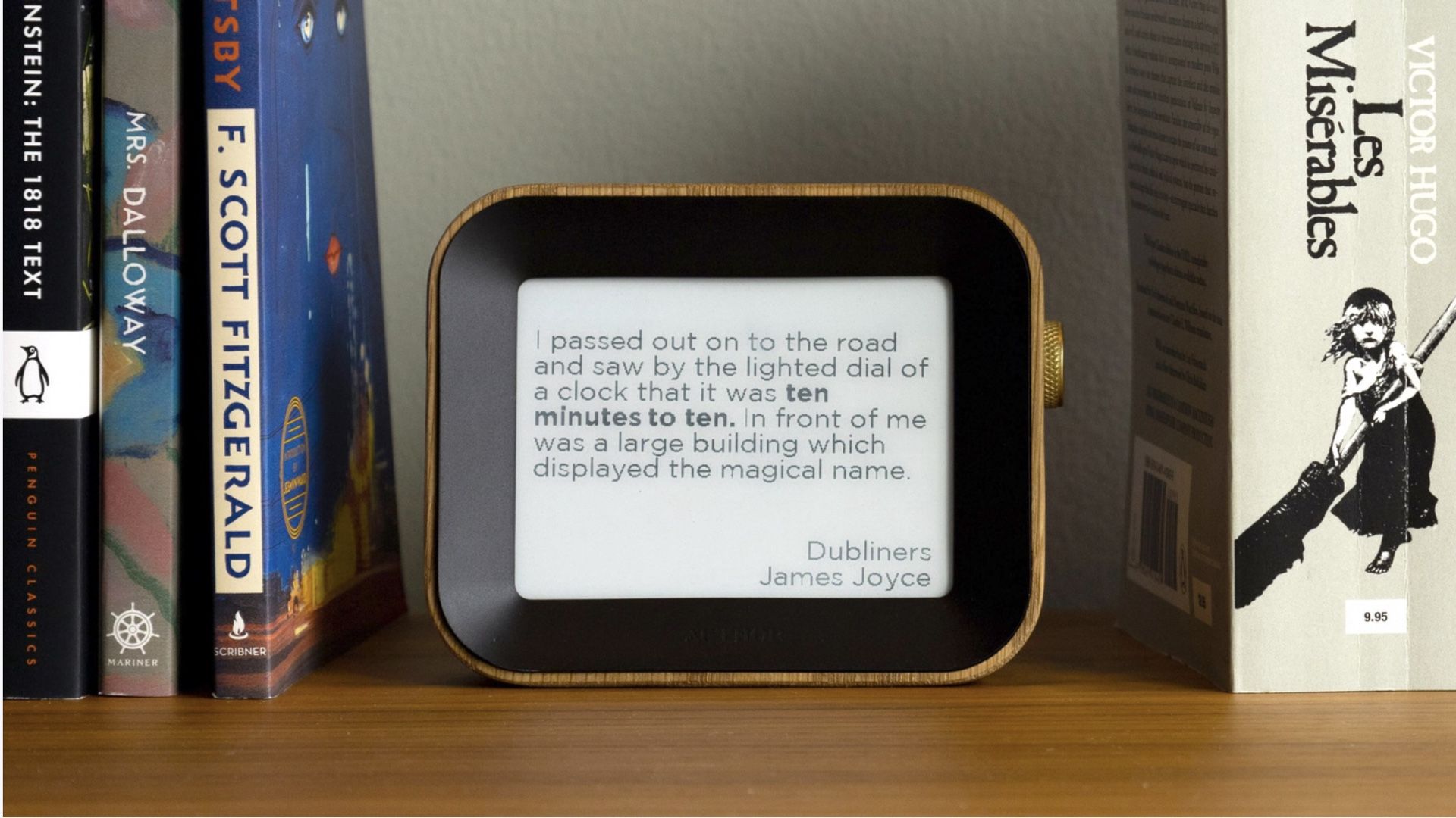 UNIQUE CLOCK A TOTALLY COOL CLOCK