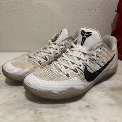 🔥 Nike Kobe 11 Low TB (Team Bank) – Size 10.5 