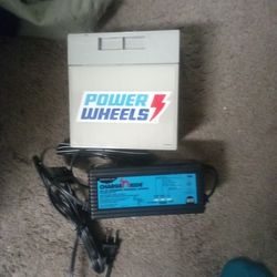 Power Wheels 12 Volt 12 Amp Hour Battery Plus Charger 6 To 12 Volt Automatic Universal Charger