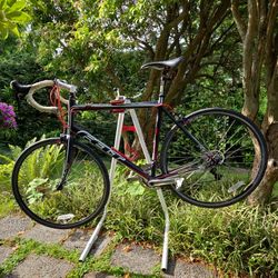 61cm FELT Z85 Road Bike.