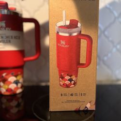 STANLEY TUMBLER LUNAR NEW YEAR  🐉EDITION QUENCHER 30oz. RED DRAGON COLORWAY