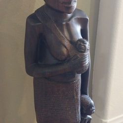 African Statue Mother And Babies
