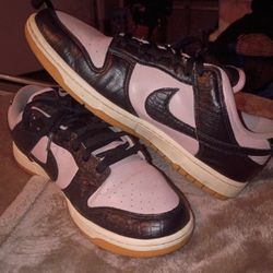 The Nike Dunk Low 'Black Platinum Violet Croc' (Mens Size 11) *Pre-Owned*