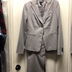 Ann Taylor suit (3 pieces, worn)