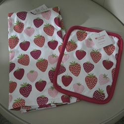 Strawberry Tea Towel And Pot Holder 