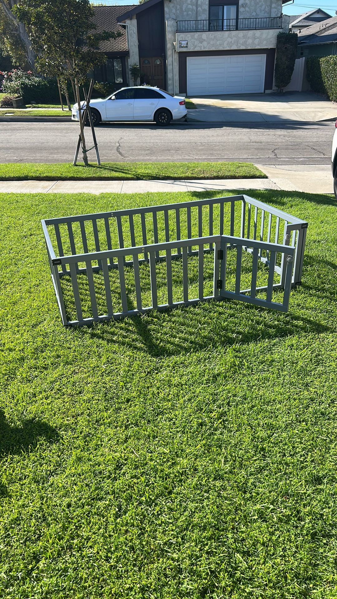 Baby Gate, Toy Gate, Dog Gate