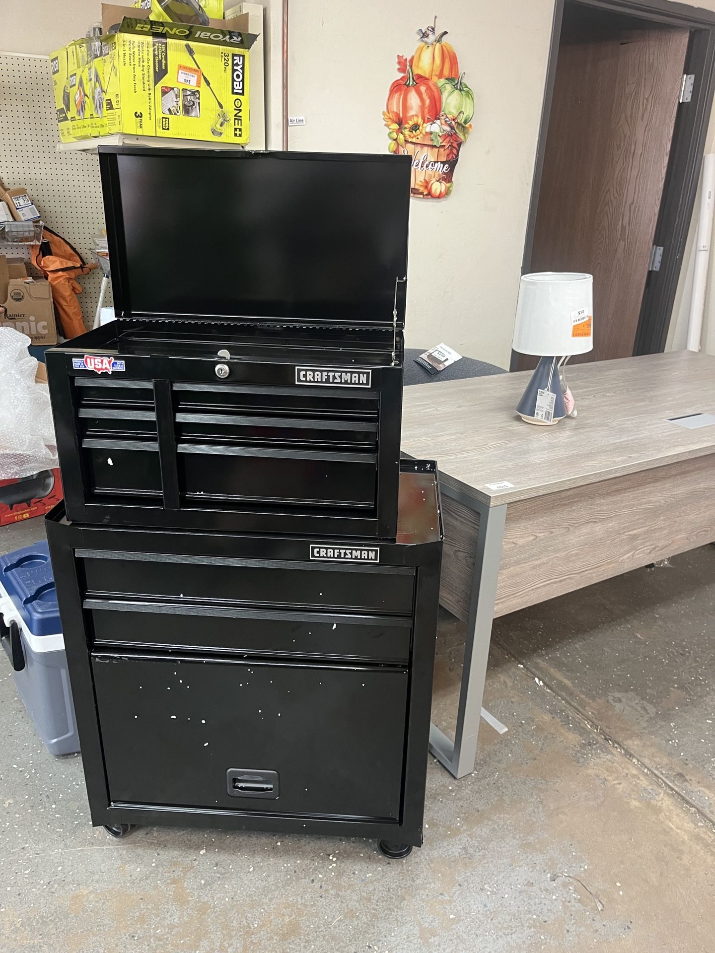 Rolling Tool Chest With Top (No Keys) 27”
