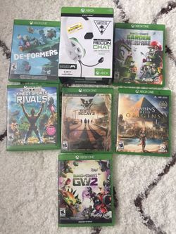Xbox one games plus headphones