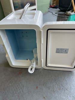 Cooluli Infinity 10L Mini Cosmetic Fridge Cool And Hot $40 Firm On Price