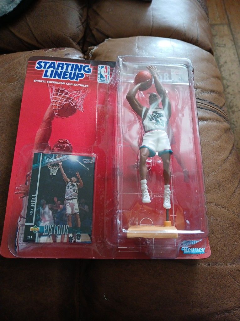 Vintage Grant Hill NBA Starting Lineup Detroit Pistons Action Figure 1997 NIB