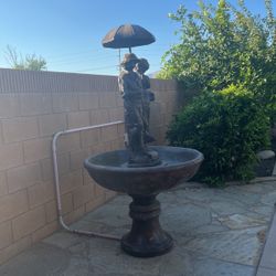 Large Fountain/ Bird Bath 