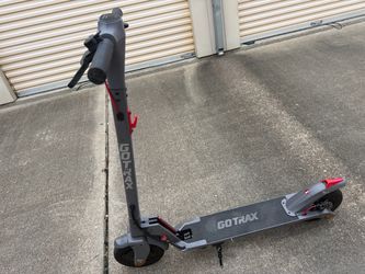Gotrax xr pro with charger 15-18mph