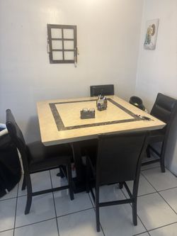 Diners Table