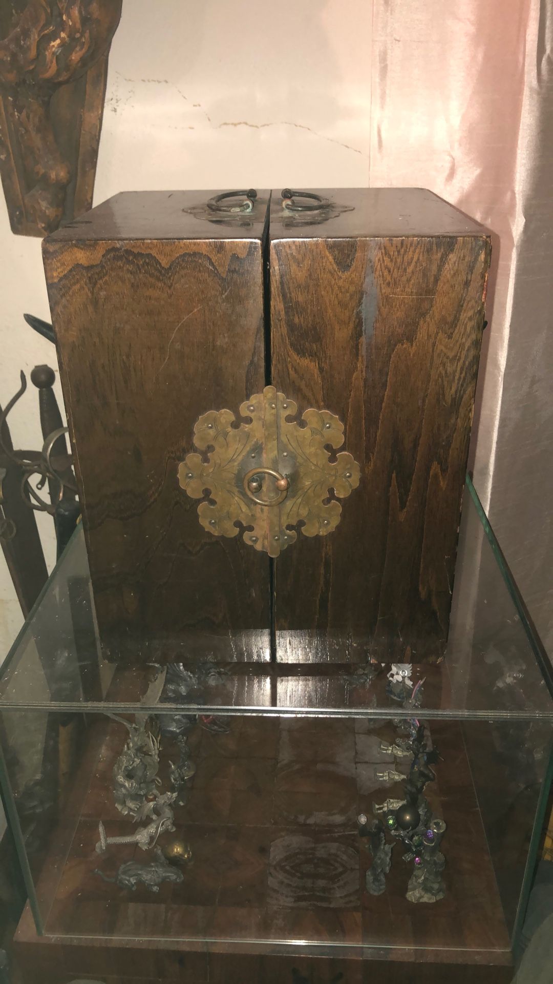 vintage chinese herbal medicine chest